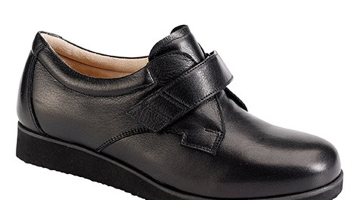 3335.9800 Piedro Ladies Diabetic Shoes Black Leather Velcro.jpg